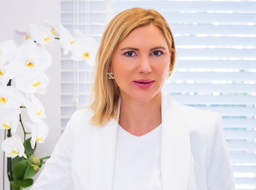 Elle Arabia meets with dermatologist Dr. Radmila Lukian