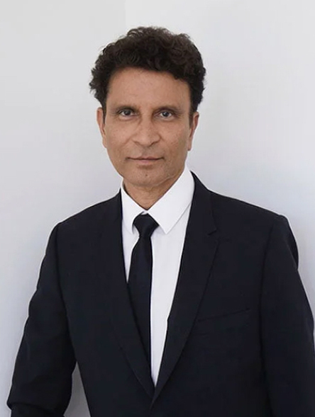 Dr. Raj Kanodia, a doctor at the beauty clinic Dubai