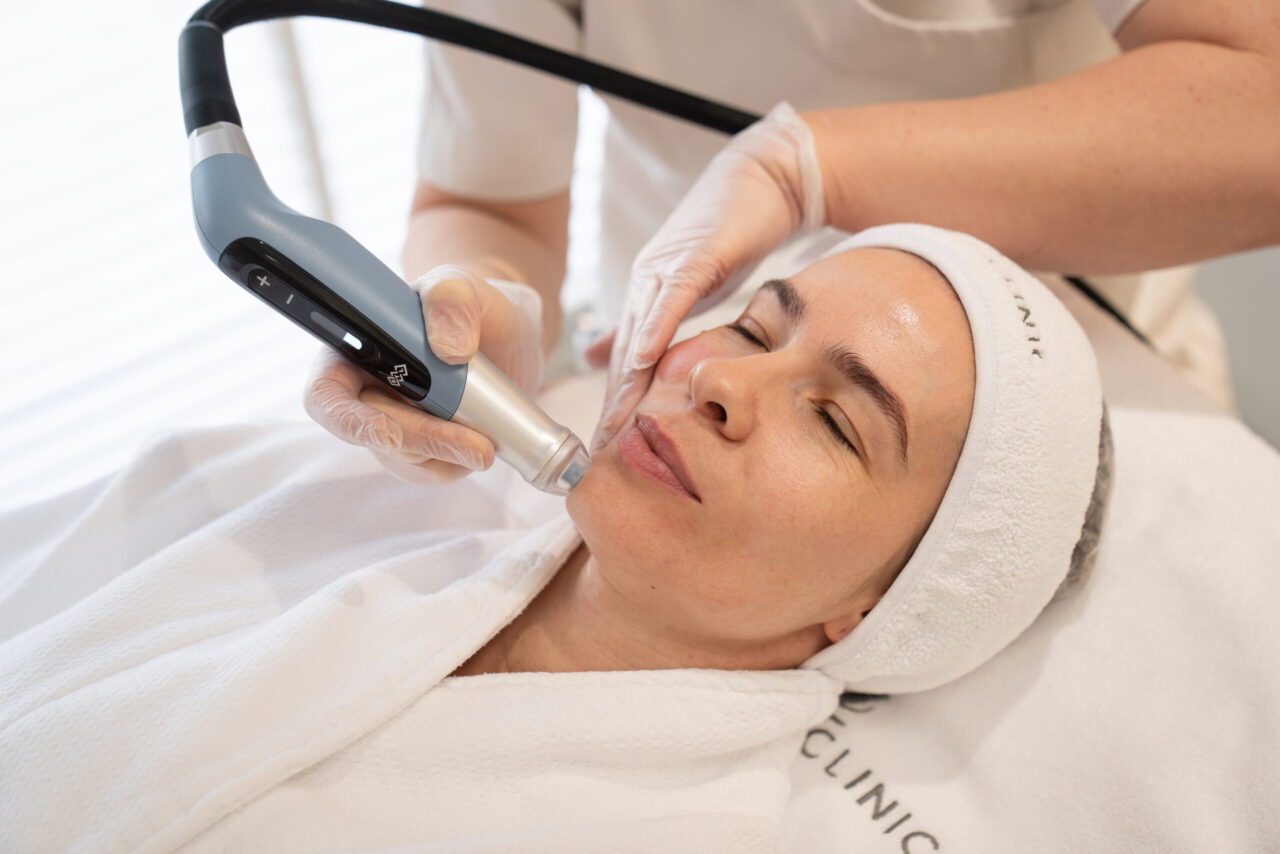 Skin recovery support with EMFUSION